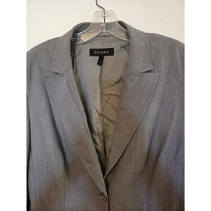 Escada women's blazer-size 44(XL)